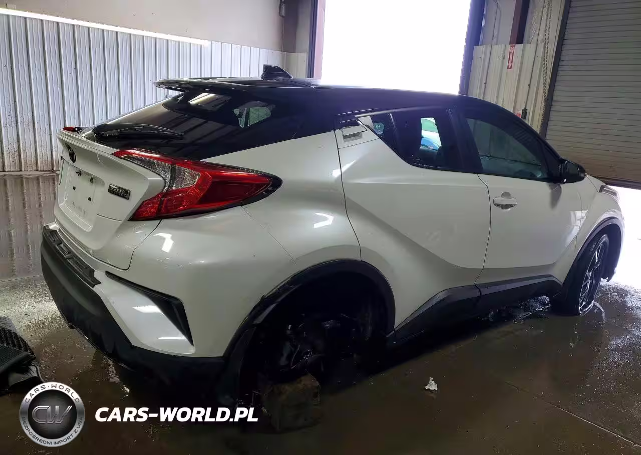 2020 Toyota C-Hr Xle VIN:JTNKHMBX0L1062897 - 3