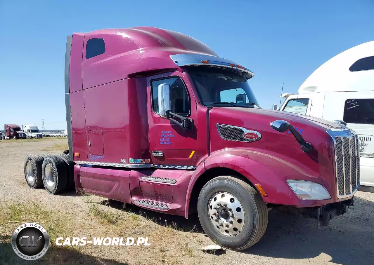2020 Peterbilt 579 Semi Truck