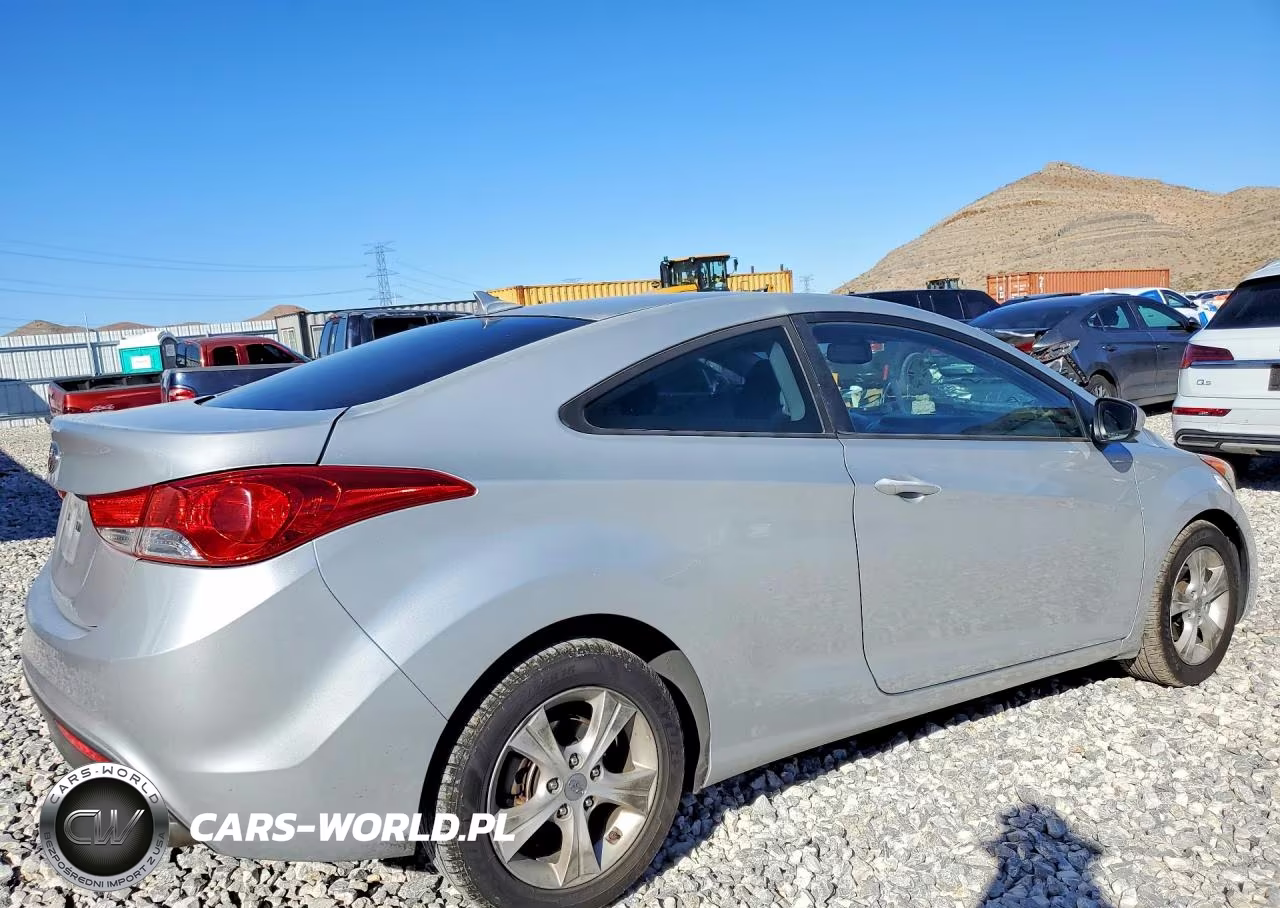 2013 Hyundai Elantra Coupe Gs VIN:KMHDH6AE1DU007430 - 3