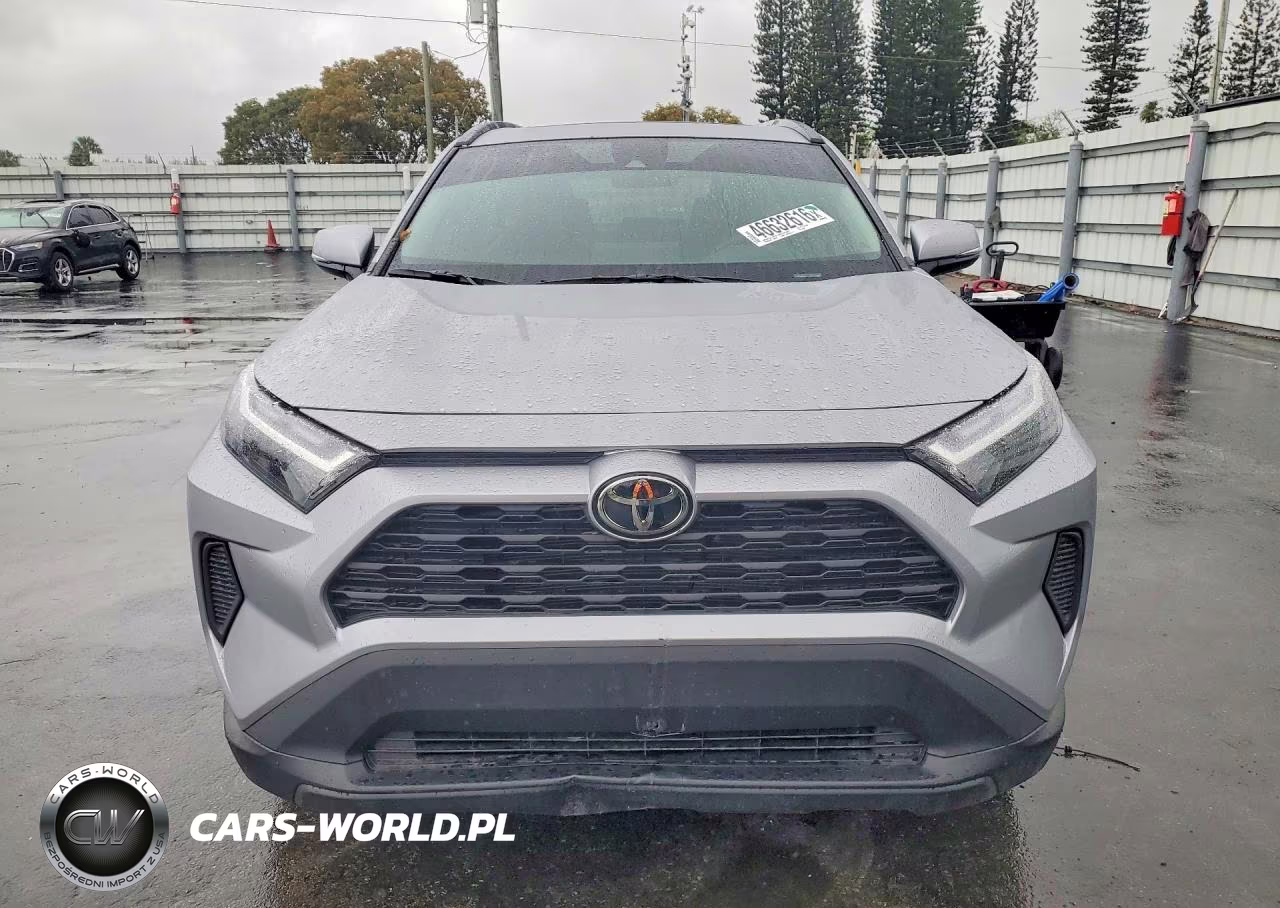 2025 Toyota Rav4 Xle VIN:2T3W1RFV8SC361085 - 5