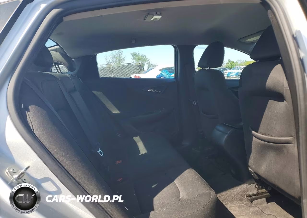2018 Chevrolet Malibu Ls VIN:1G1ZB5STXJF279597 - 10