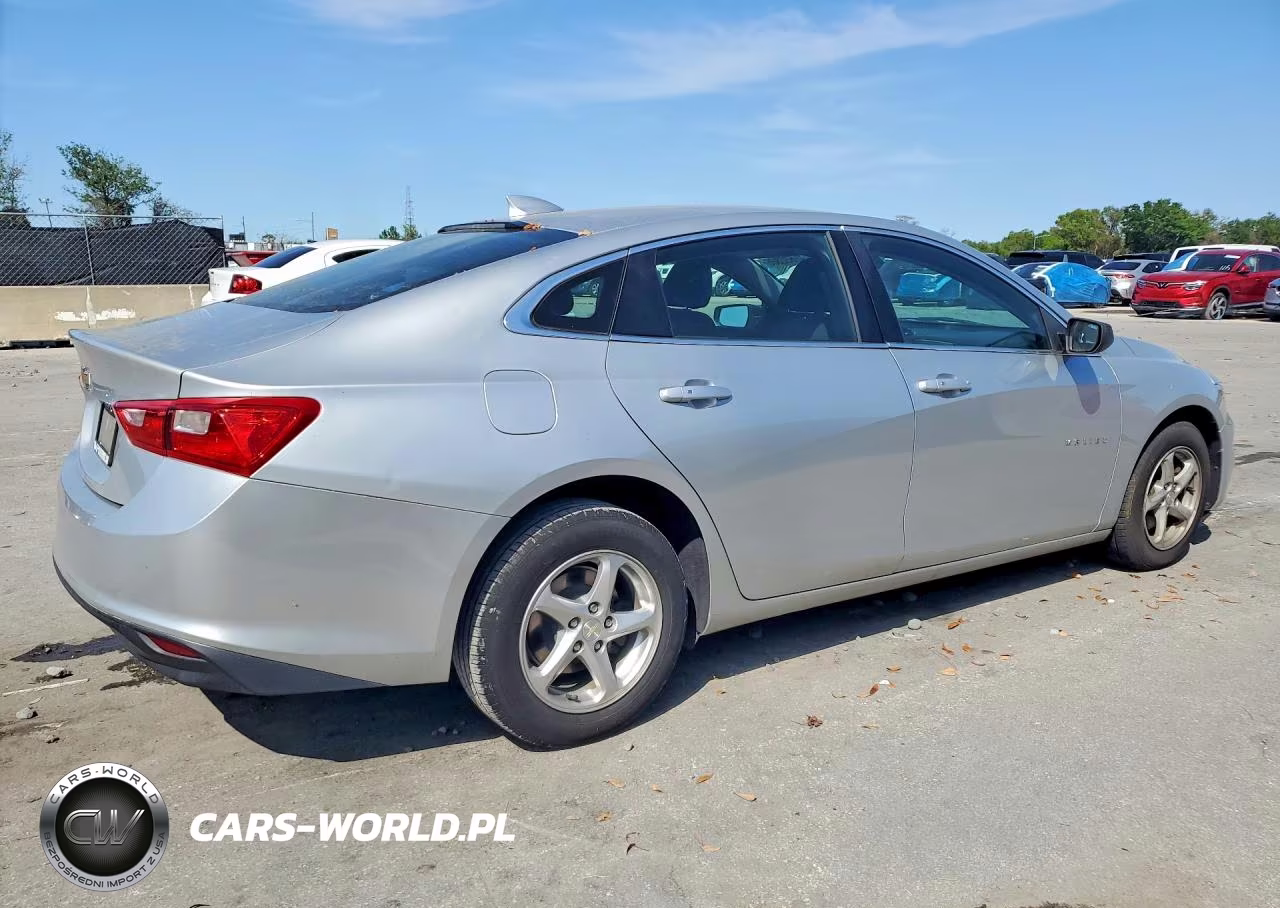 2018 Chevrolet Malibu Ls VIN:1G1ZB5STXJF279597 - 3