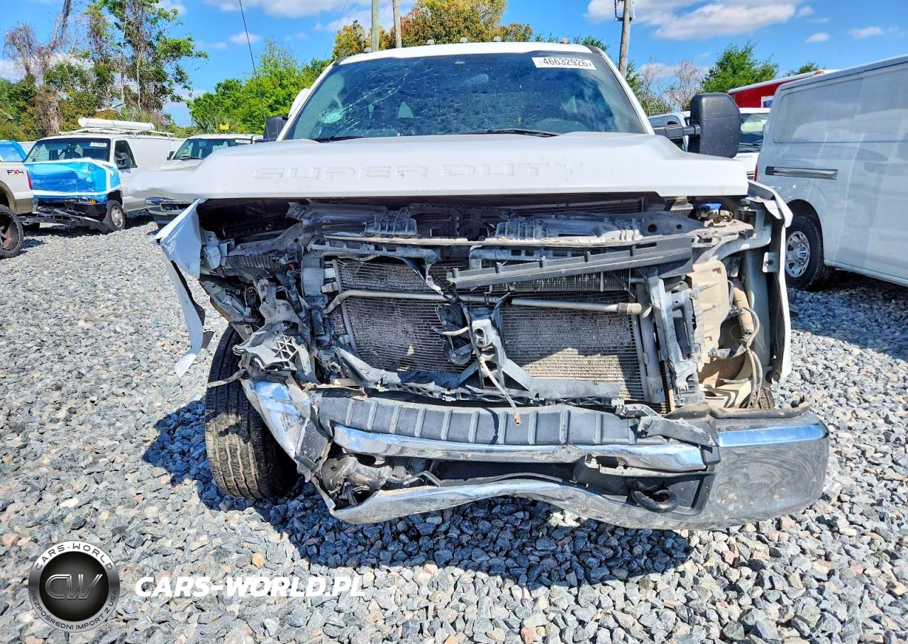 2021 Ford F350 Super Duty Truck Cab And Chassis VIN:1FD8W3HT3MEC14082 - 9