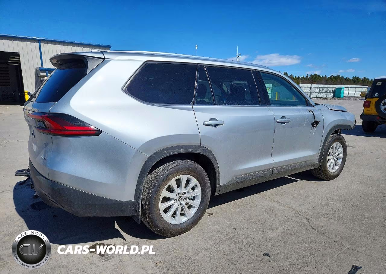 2026 Toyota Grand Highlander Xle VIN:5TDAAAB52TS122408 - 3