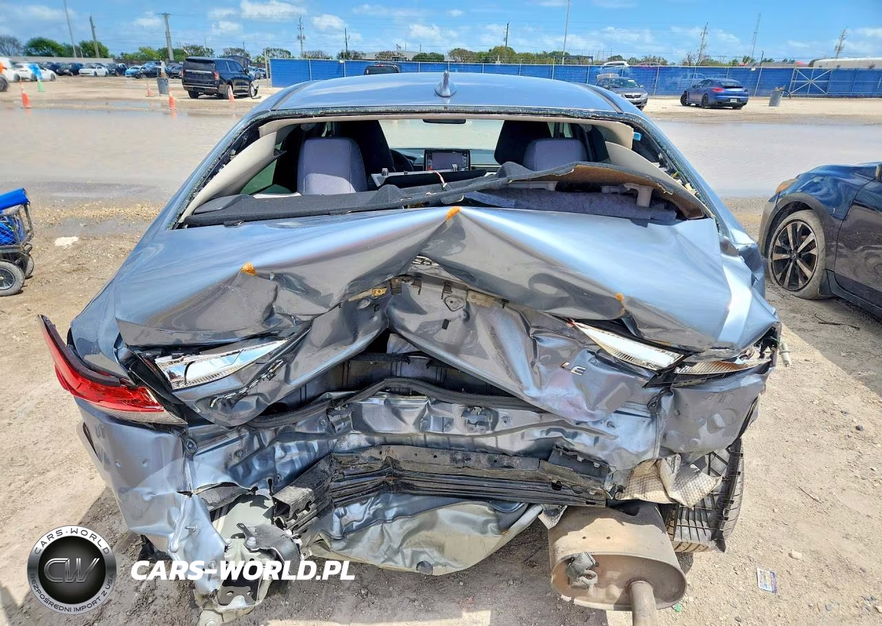 2020 Toyota Corolla Le VIN:JTDEPRAE5LJ106054 - 6
