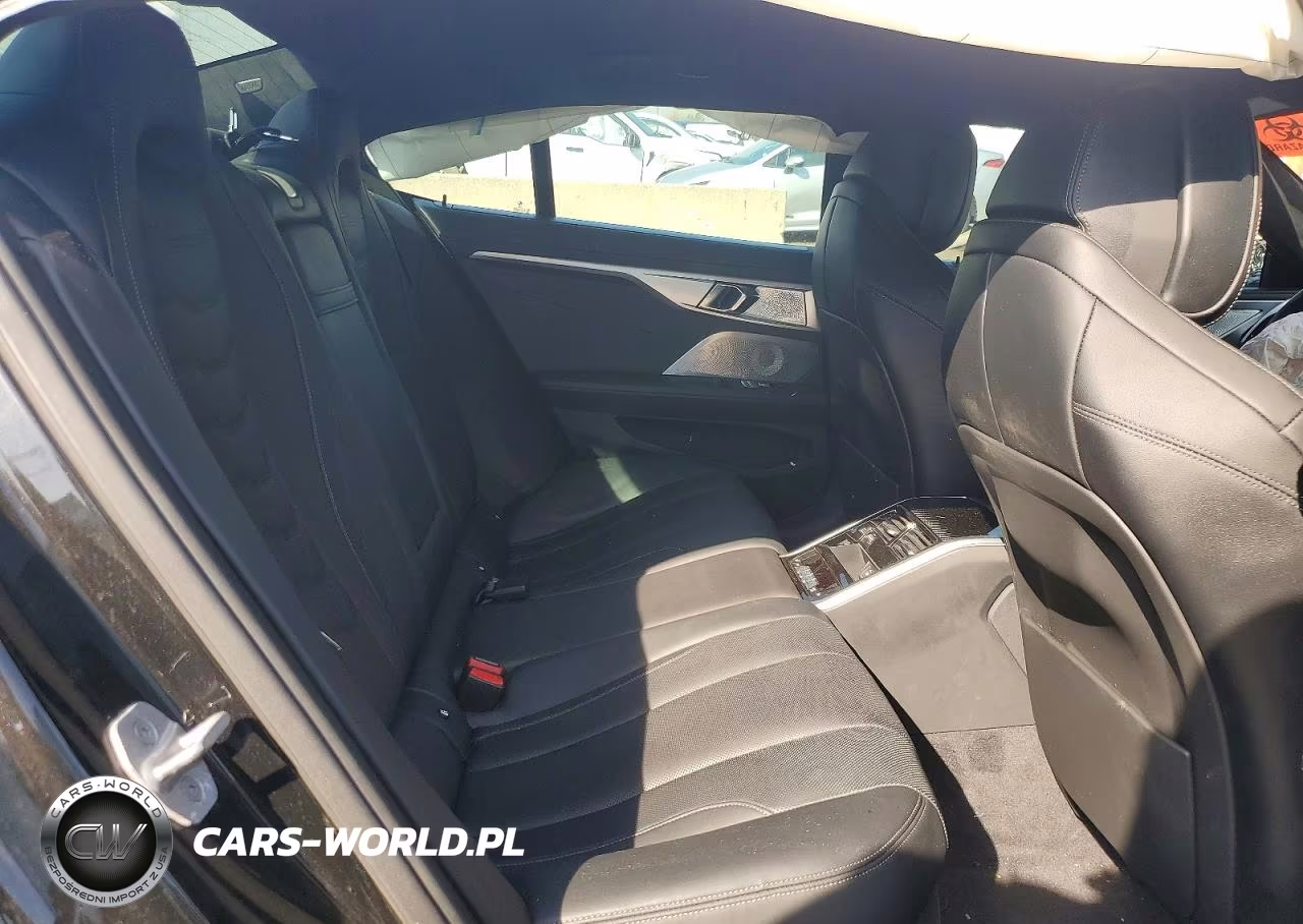 2020 BMW M850Xi VIN:WBAGV8C06LCE23078 - 10