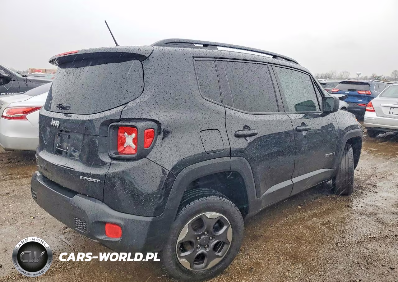 2016 Jeep Renegade Sport VIN:ZACCJBAT8GPD42945 - 3