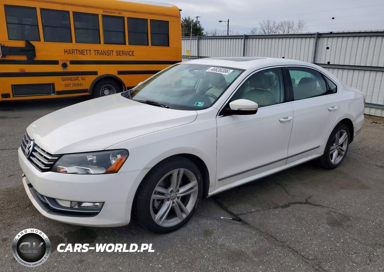 2013 Volkswagen Passat Sel