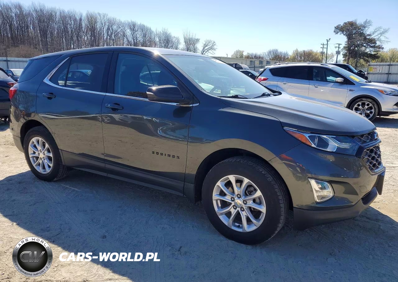 2019 Chev Equinox VIN:3GNAXUEV1KL103596 - 4