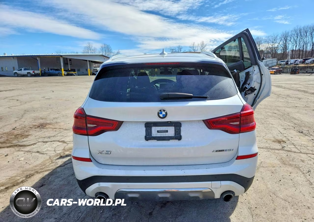 2019 BMW X3 xDrive30I VIN:5UXTR9C5XKLP76733 - 6