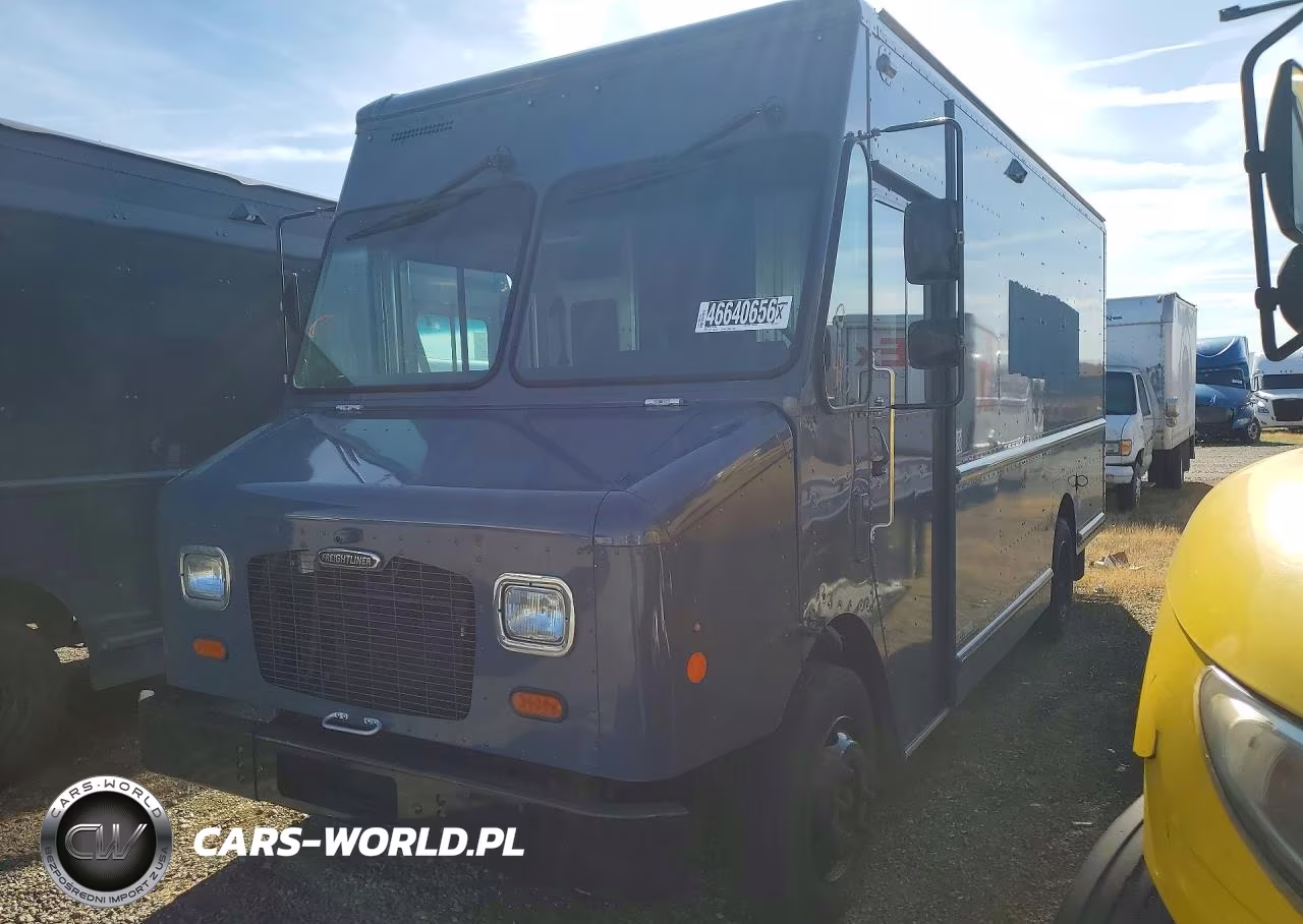 2020 Freightliner Mt45G Chassis Delivery Truck
