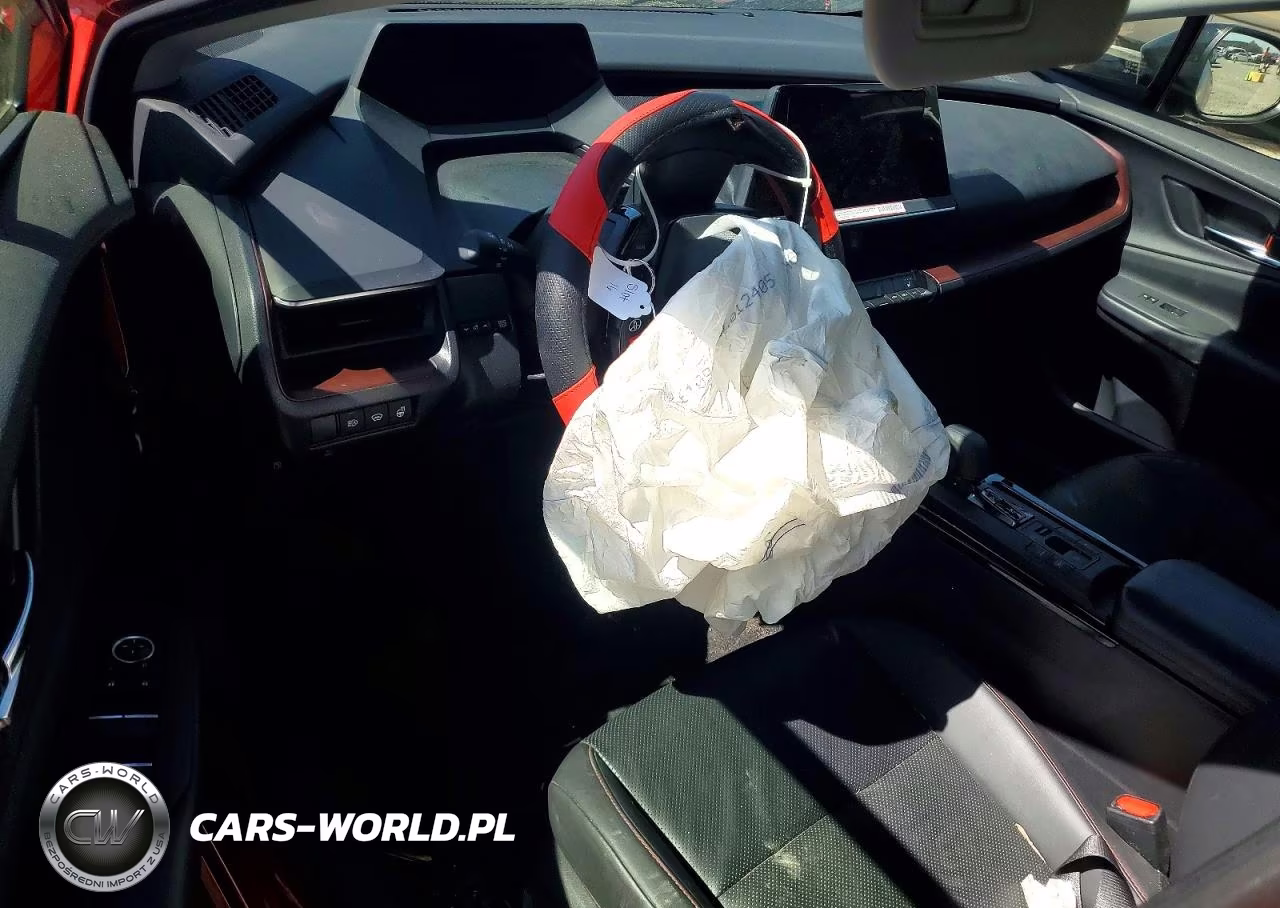 2024 Toyota Prius Prime Xse VIN:JTDACACU0R3025539 - 8