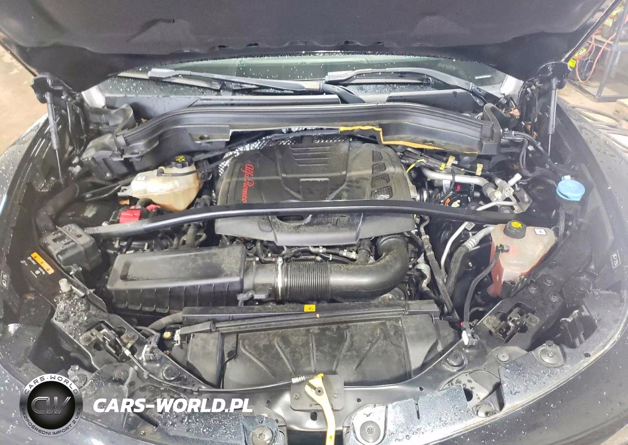 2018 Alfa Romeo Stelvio Sport VIN:ZASFAKPN9J7B61581 - 11