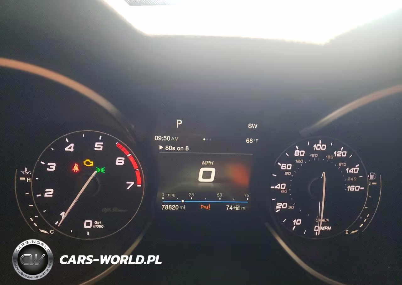2018 Alfa Romeo Stelvio Sport VIN:ZASFAKPN9J7B61581 - 9