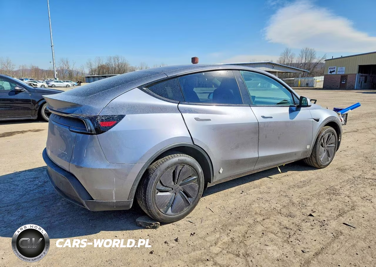 2026 Tesla Model Y VIN:7SAYGDEE7TF570418 - 3