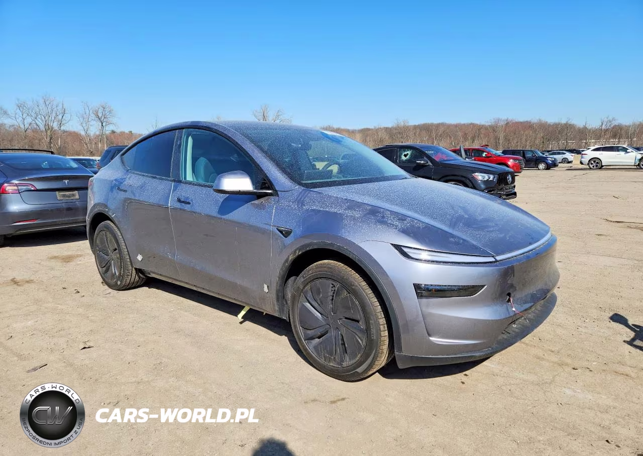 2026 Tesla Model Y VIN:7SAYGDEE7TF570418 - 4
