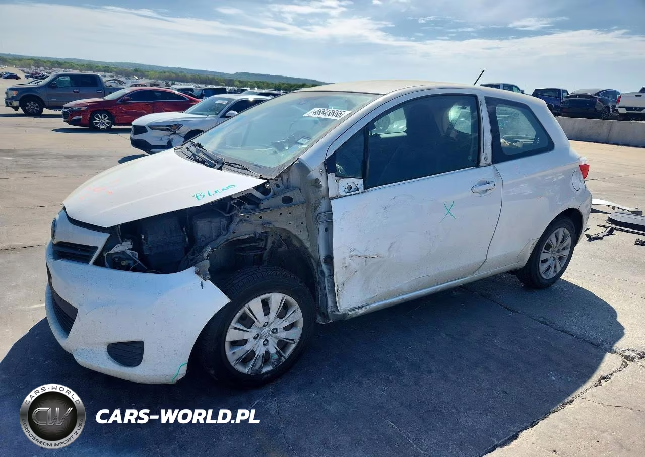 2014 Toyota Yaris 3-Door L Fleet