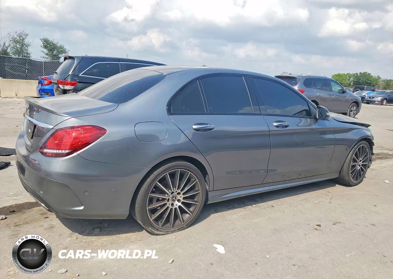 2020 Mercedes-Benz C 300 VIN:WDDWF8DB2LR527062 - 3