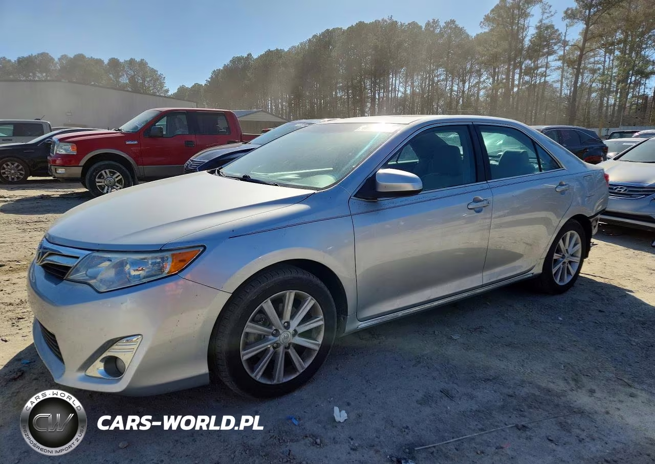 2012 Toyota Camry Xle – zdjęcie 1 z 12