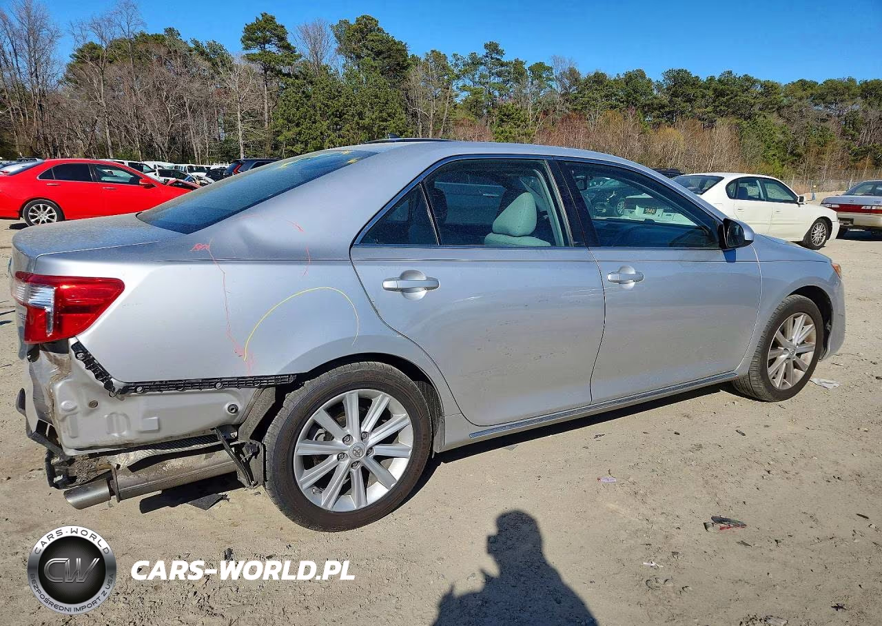 2012 Toyota Camry Xle VIN:4T4BF1FK7CR186222 - 3