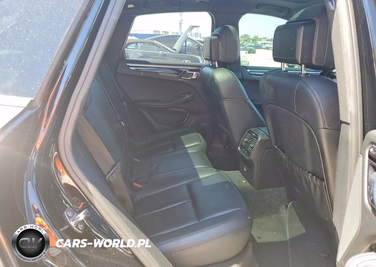 2019 Porsche Macan VIN:WP1AA2A56KLB08923 - 11