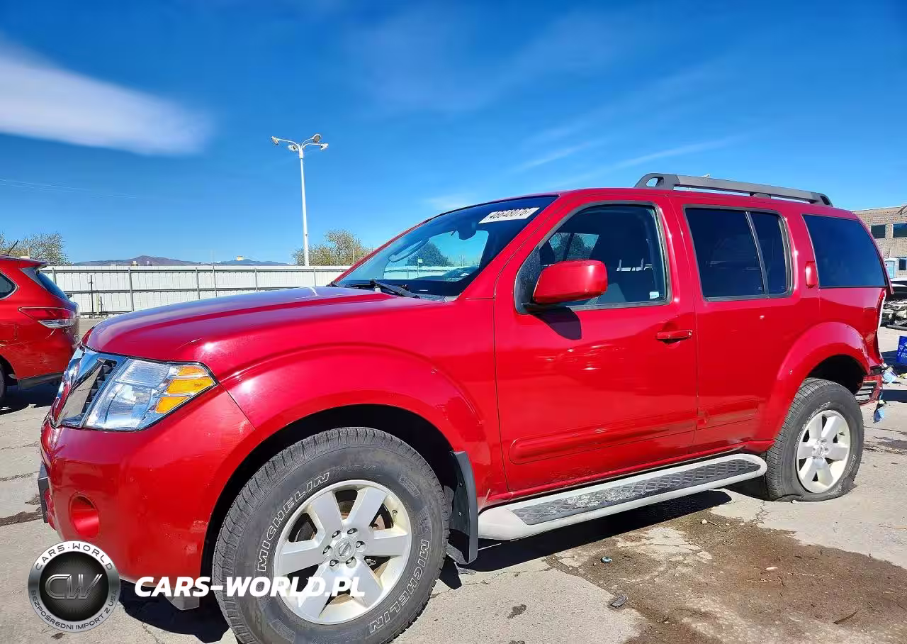 2011 Nissan Pathfinder S