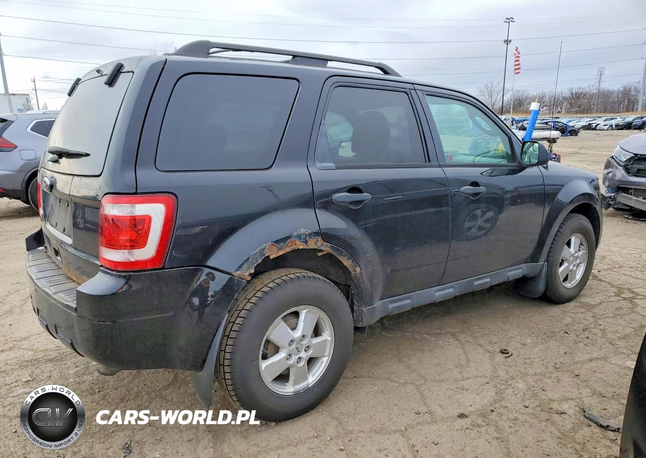 2012 Ford Escape VIN:1FMCU0D71CKA52346 - 3