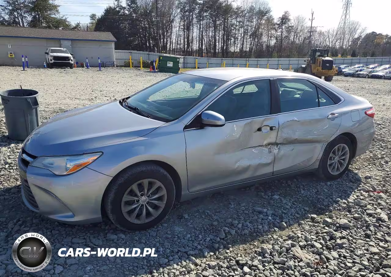 2016 Toyota Camry Le