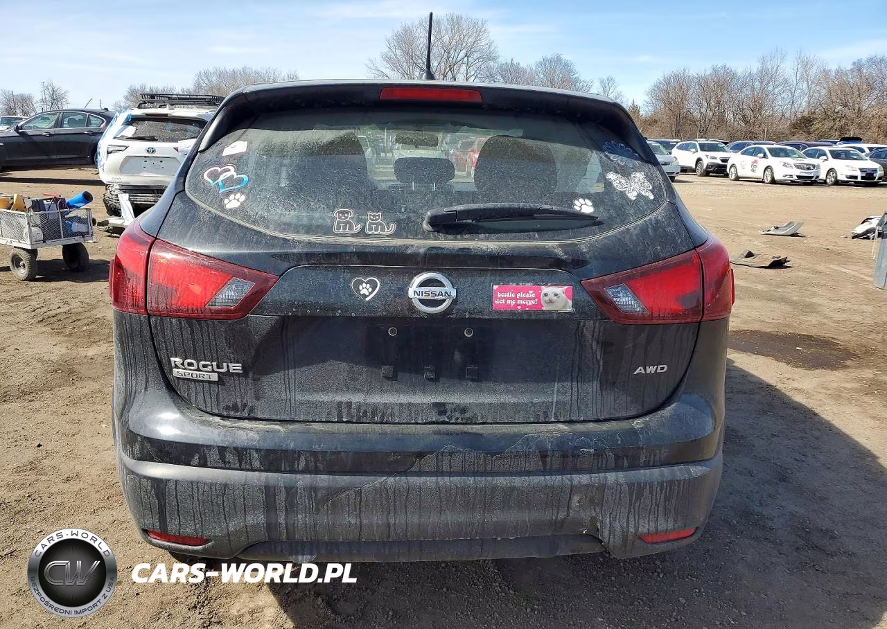 2018 Nissan Rogue Sport S VIN:JN1BJ1CR1JW290112 - 6