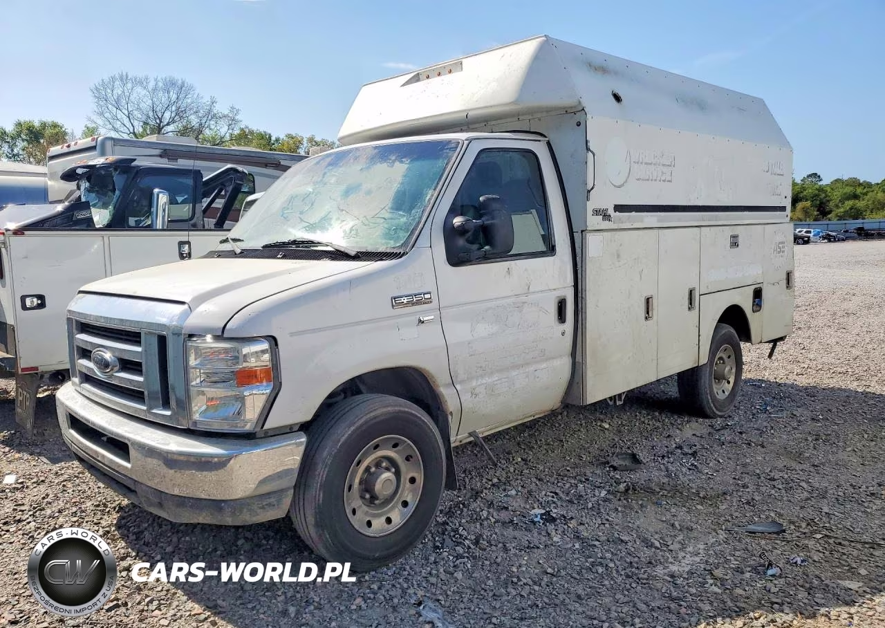 2010 Ford E350 Utility - Service Truck