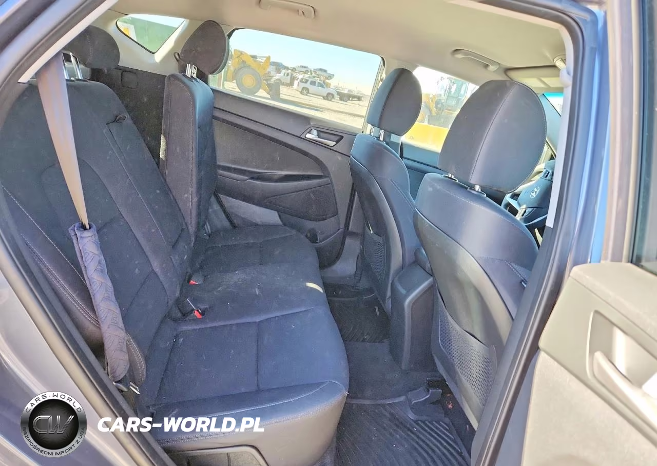 2021 Hyundai Tucson Value VIN:KM8J3CA4XMU286674 - 11