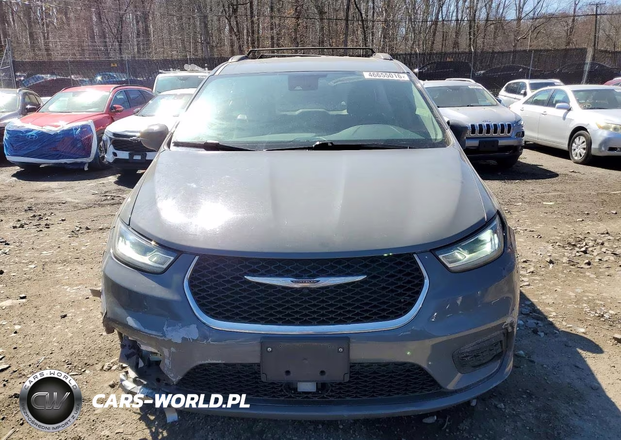 2022 Chrysler Pacifica Touring L VIN:2C4RC1BG6NR142879 - 5