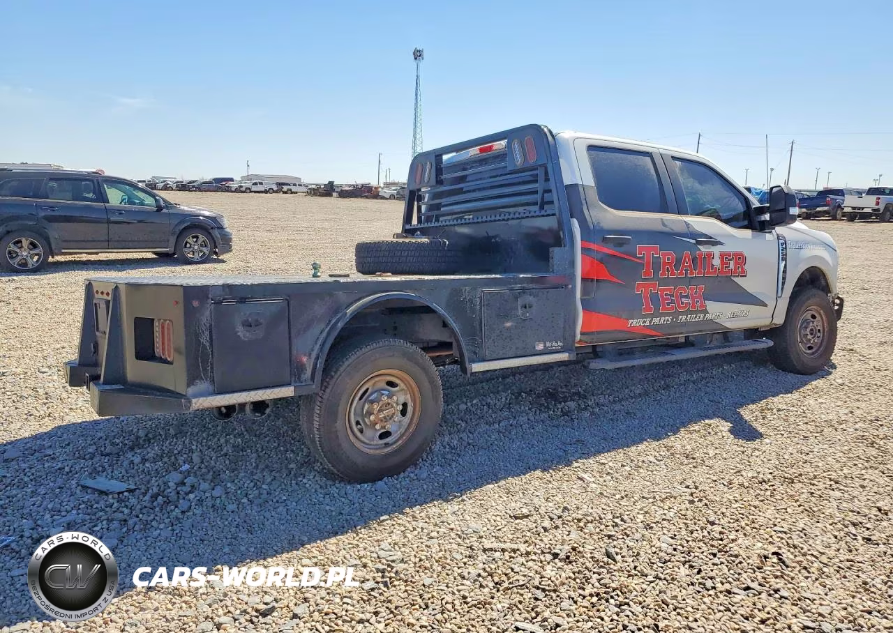 2025 Ford F250 Super Duty Flatbed Truck VIN:1FT7W2BT8SEC49569 - 3