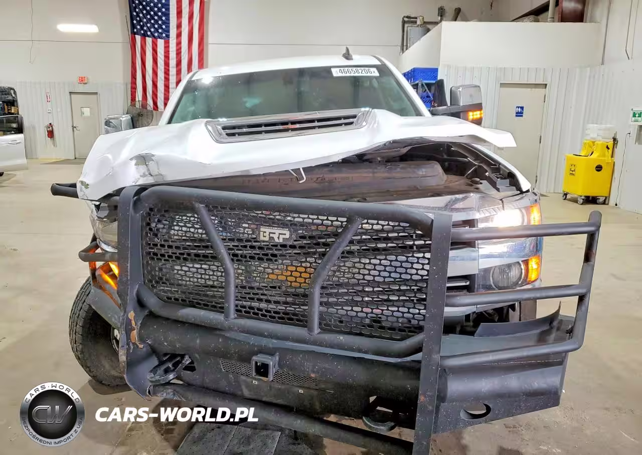 2018 Chevrolet Silverado K2500 Heavy Duty VIN:1GC1KUEY2JF246177 - 5