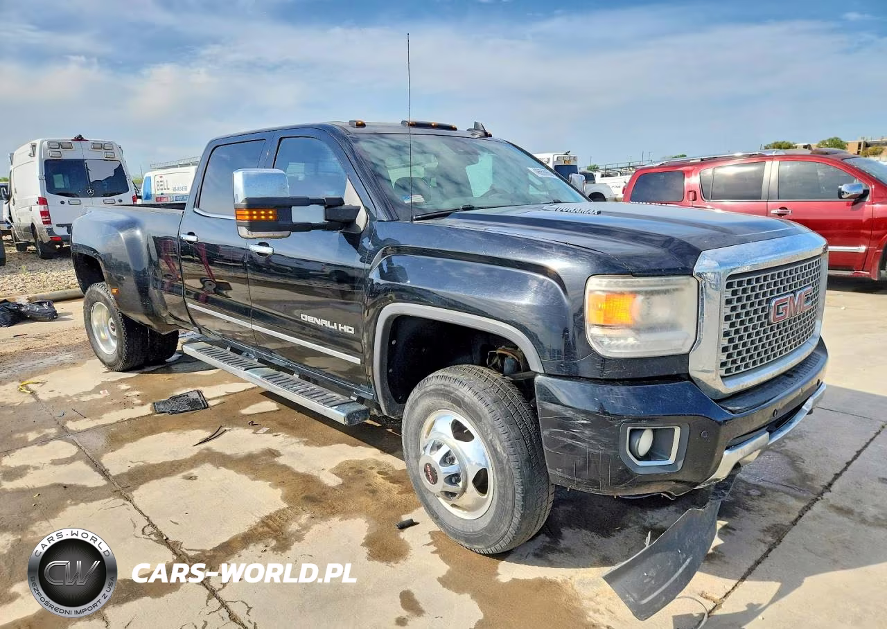 2016 GMC Sierra K3500 Denali VIN:1GT42YE80GF215264 - 4
