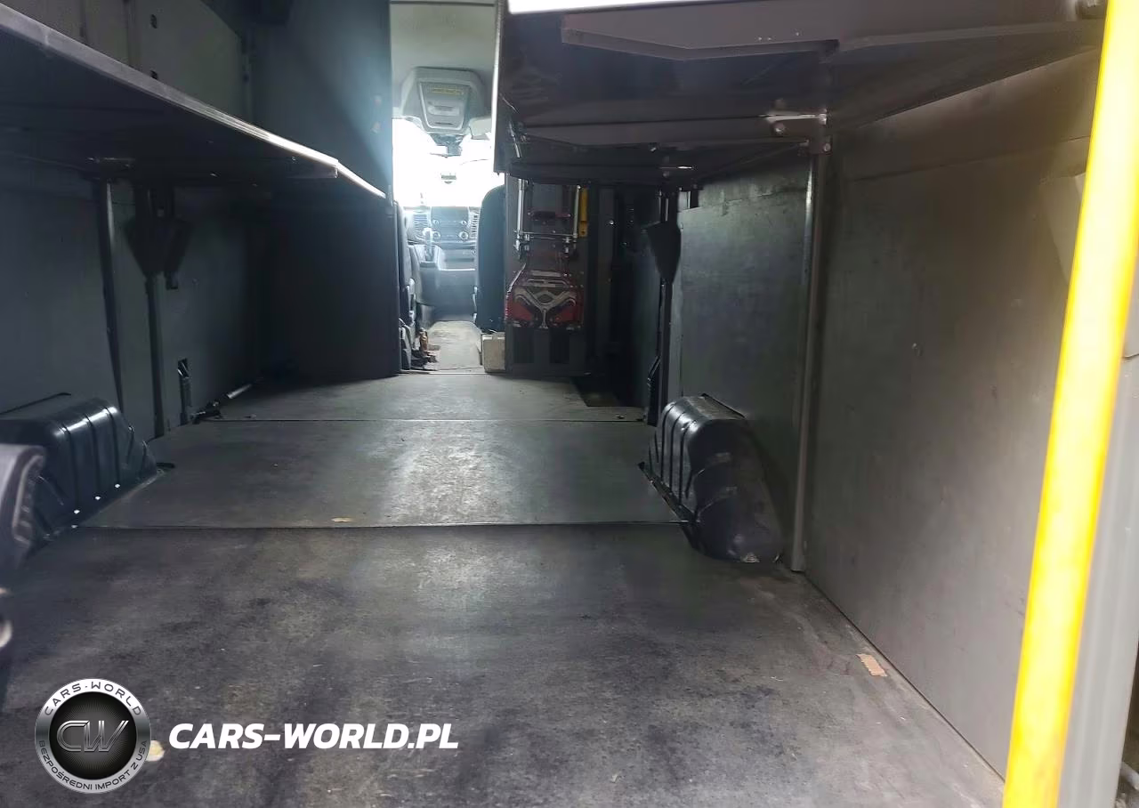 2020 Ford Transit T-250 VIN:1FTBR3X83LKB27491 - 10