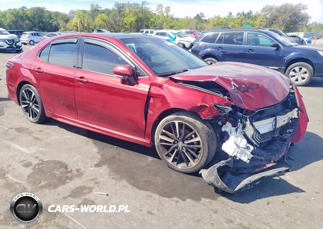 2018 Toyota Camry Xse VIN:4T1B61HK7JU509625 - 4