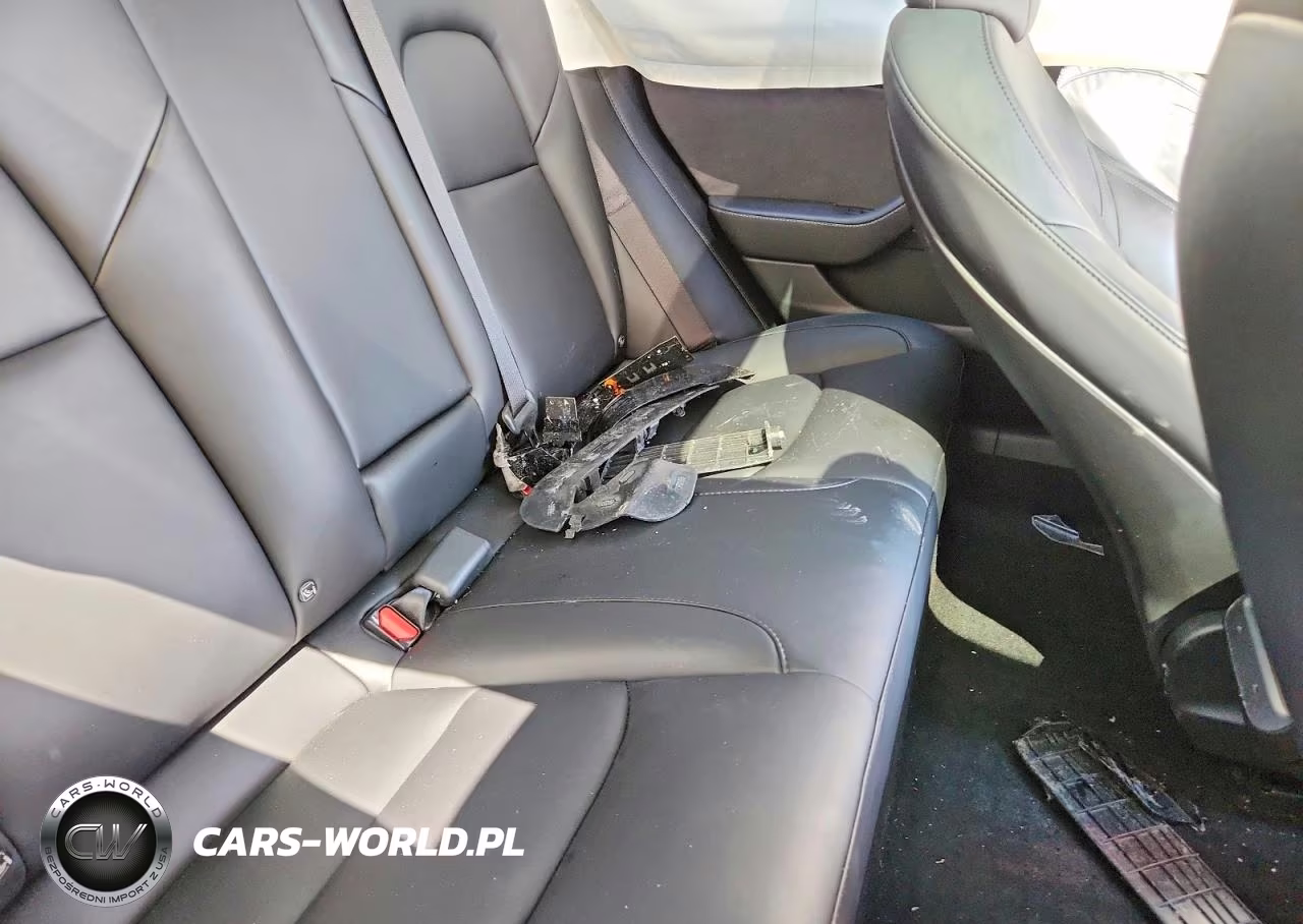 2023 Tesla Model 3 VIN:5YJ3E1ECXPF635200 - 10