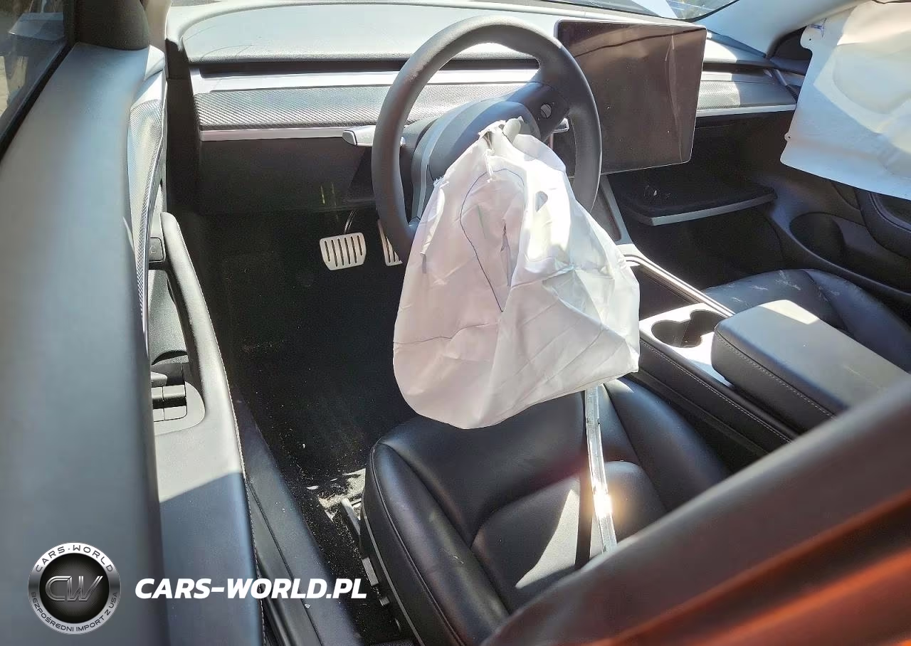 2023 Tesla Model 3 VIN:5YJ3E1ECXPF635200 - 8