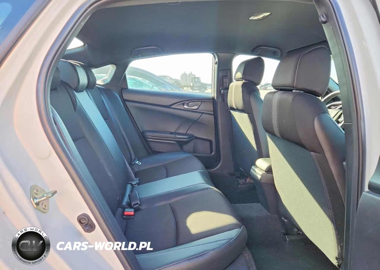 2020 Honda Civic Sport VIN:19XFC2F86LE014250 - 10