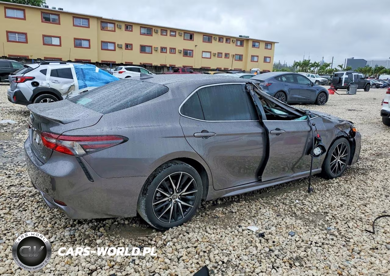 2024 Toyota Camry Se VIN:4T1G11AK9RU878917 - 3