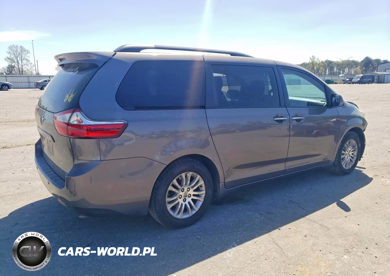 2015 Toyota Sienna Xle 8-Passenger VIN:5TDYK3DC5FS665436 - 3