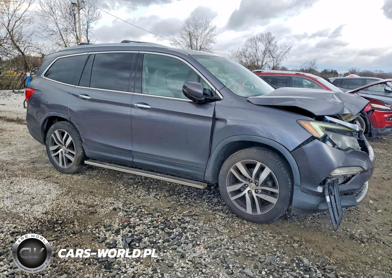 2016 Honda Pilot Elite VIN:5FNYF6H01GB093700 - 4