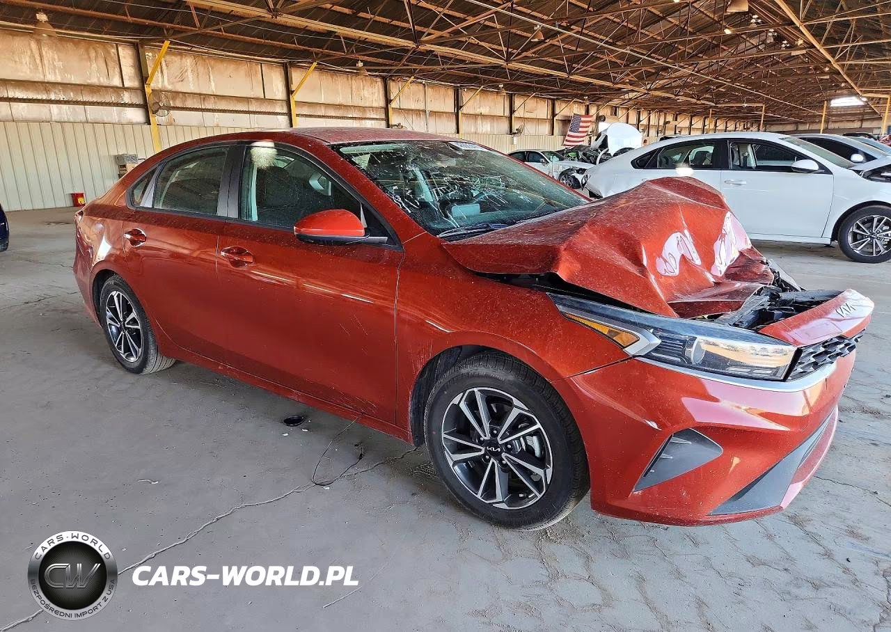 2023 Kia Forte Lxs VIN:3KPF24AD0PE539829 - 4