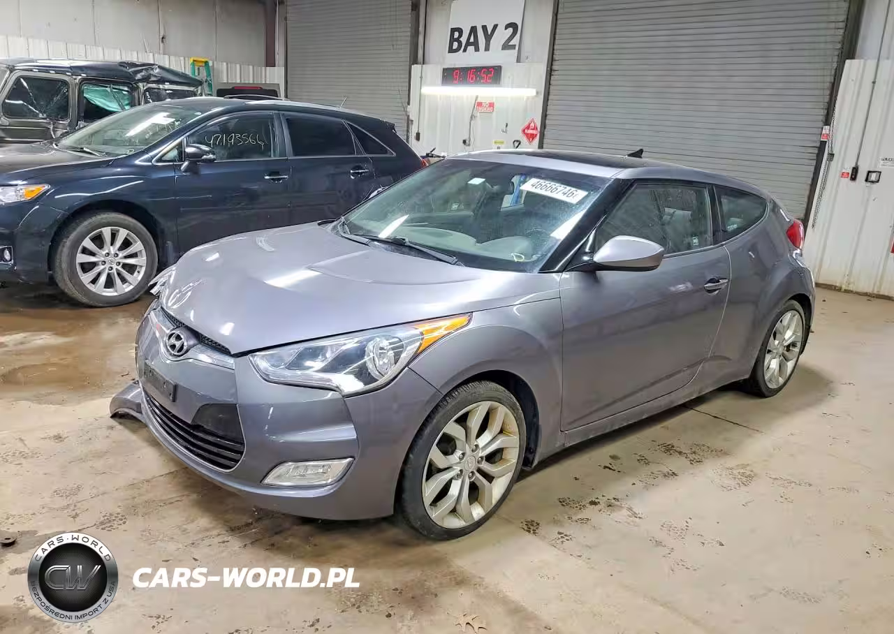2013 Hyundai Veloster Base