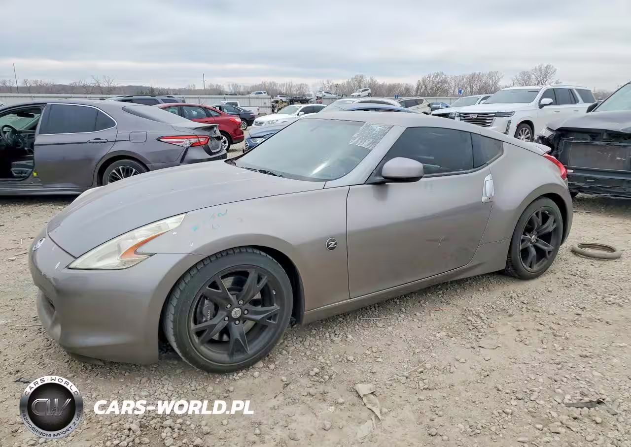 2009 Nissan 370Z Base