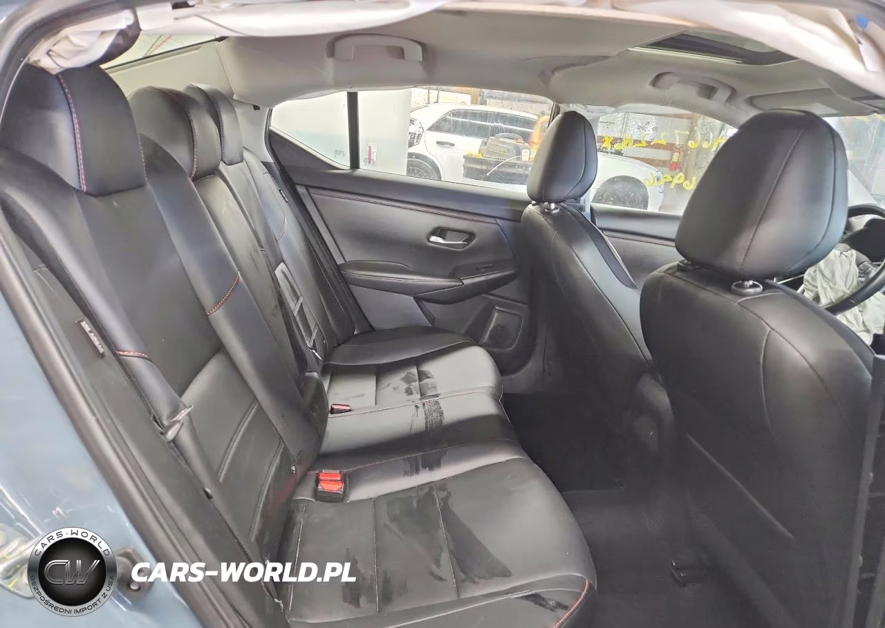 2025 Nissan Sentra Sr VIN:3N1AB8DV8SY239164 - 10