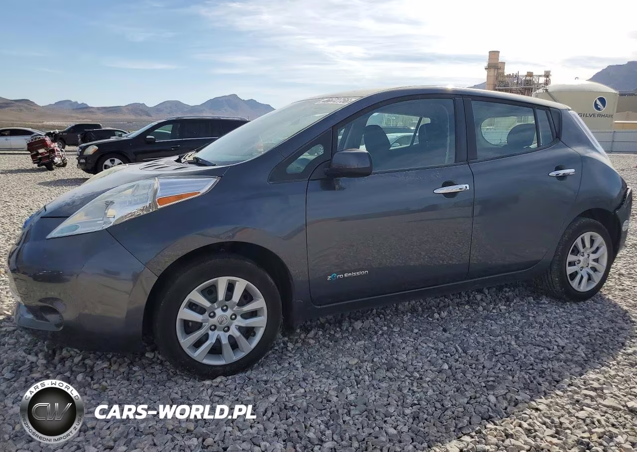 2013 Nissan Leaf S