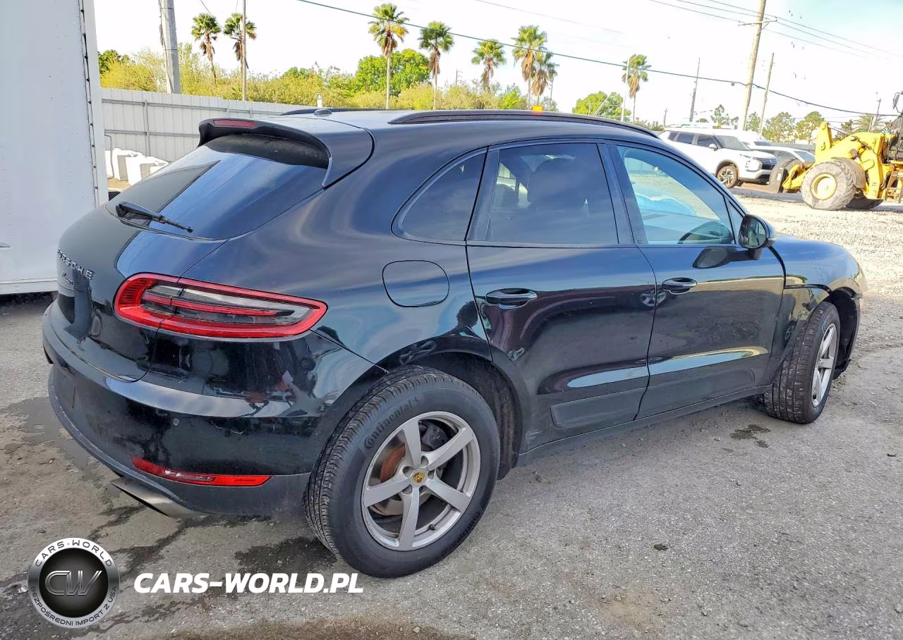 2018 Porsche Macan VIN:WP1AA2A51JLB15809 - 3