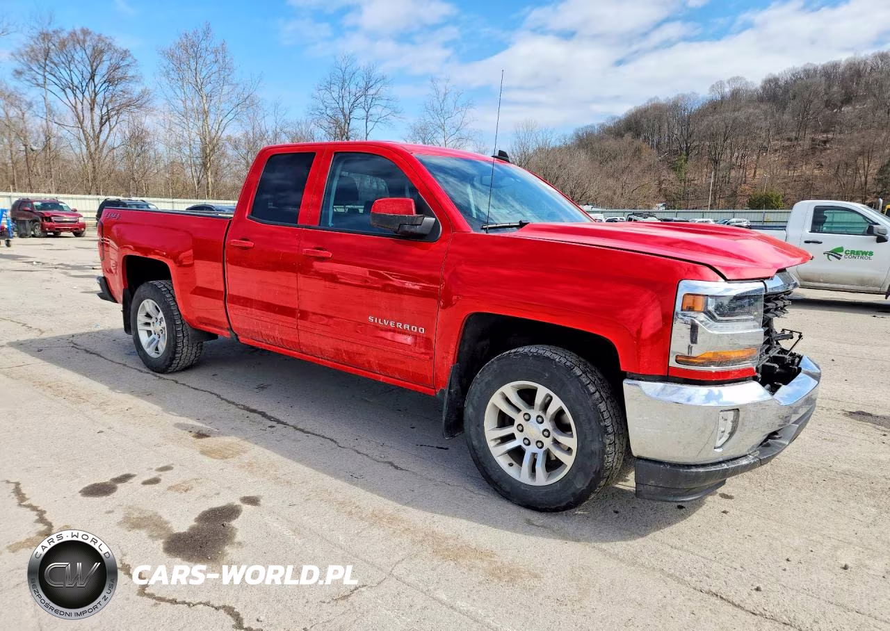2018 Chevrolet Silverado K1500 Lt VIN:1GCVKREC8JZ236318 - 4